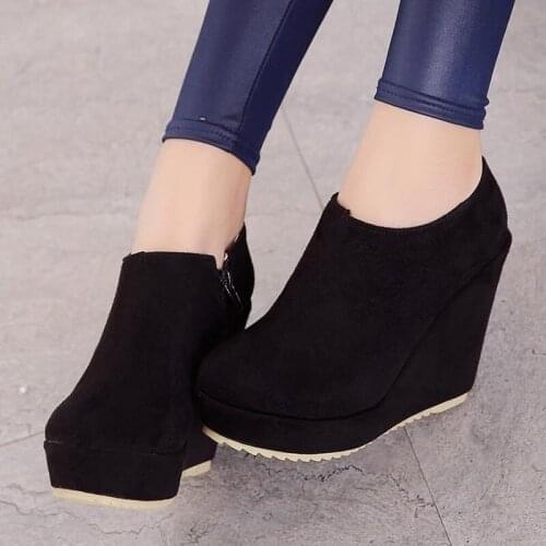 2020 Autumn Winter New Shoes Woman Fashion Wedges High Heels Ankle Boots Ladies Casual Platform Round Toe Short Boots Black
