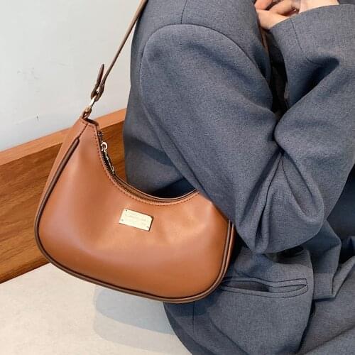 2021 New Trendy All-match Autumn and Winter Messenger Bag Retro Hit Color One-shoulder Underarm Bag Niche Design Female Bag