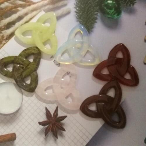 Bulk Natural quartz Thin Face Massager Lifting Tools Slim Facial Gua Sha Reiki Crystal Anti-aging Wrinkle Crystal Guasha Sets