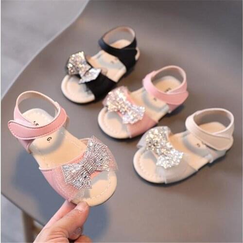2021 summer new childrens sandals Girls Fashion bright diamond bow little princess shoes outdoor soft soled sandals