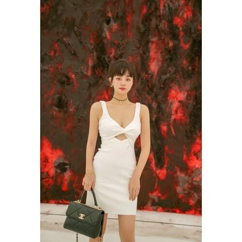 2021Spring and summer new temperament simple multicolor sling pleated mini dress on chest