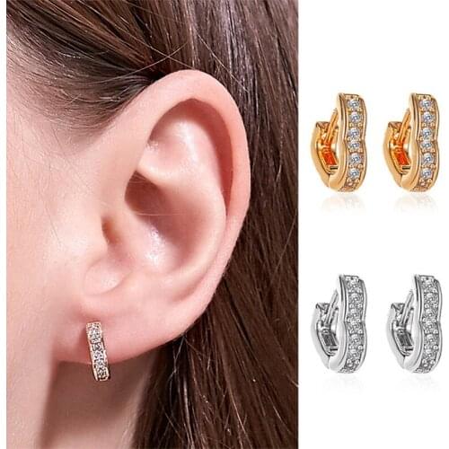 Simple Hollow Heart Shape Earrings Temperament Love Earrings Wild Charm Women Earrings Jewelry Accessories