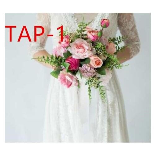 Weddings and important occasions / Wedding accessories / Bridal bouquets TAP