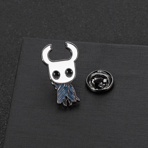 Hollow Knight Enamel Pin insectoid Knight pin badge Metroidvania style video game Brooch