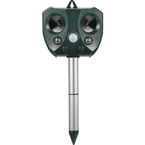 1/2pcs Ultrasonic Cat Dog Fox Pest Battery Repeller Deterrent Repellent Garden Pest Control Repellents