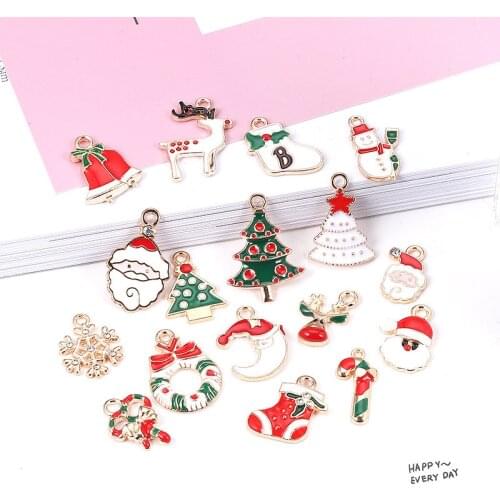 10pcs/Lot Christmas Reindeer Bell Gloves Diy Design for Jewelry Making Earring Bracelet or Necklace Handmade Enamel Charms