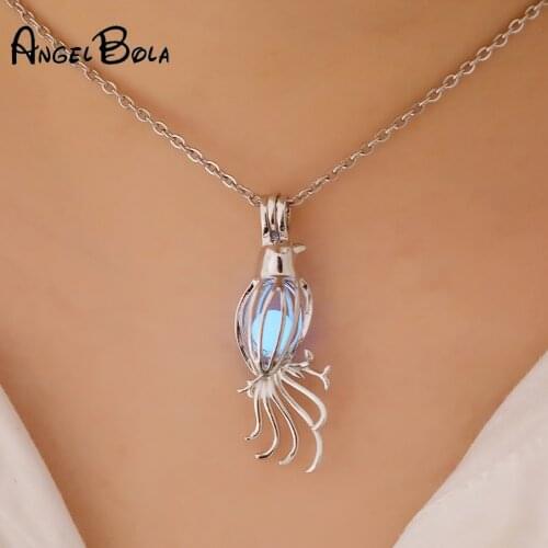New Arrival Freshwater Pearl Semi Precious Stone Oyster wish Peacock Pendant Necklace women jewelry gifts