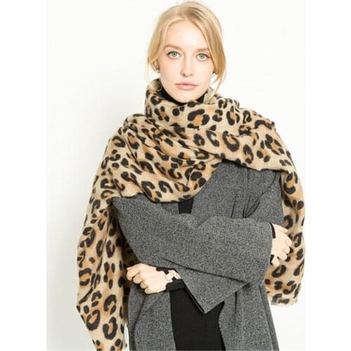 2020 Winter Warm Leopard Printing Cashmere Women Scarf Fashion Retro Coffee Thick Soft Shawls Tassel Scarves For Ladies