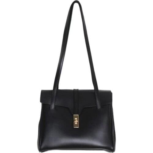 Hot sales volume of womens bags one-shoulder vintage handbags soft leather pleated bags chain small square bags