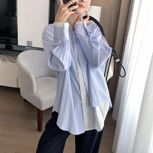 Bella Wonder 2021 new Blue White Striped Stitching Shirt Female Design Sense Niche Fake Two-piece Long-sleeved Casual Street Top