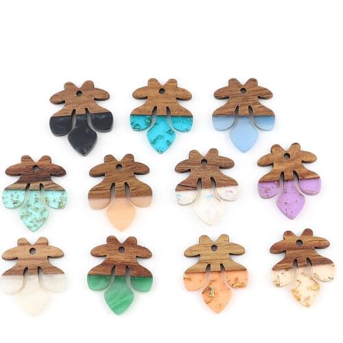 DoreenBeads Handamde Resin & Natural Wood Effect Charms Leaf Multicolor DIY Making Necklace Pendants Jewelry 28mm x 23mm,3PCs