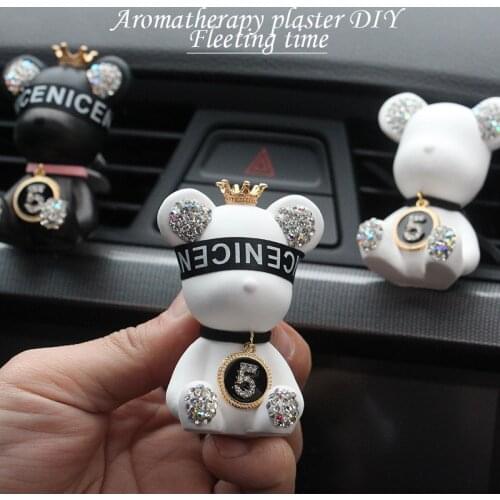 Creative car supplies Diamond-studded bear car interior car perfume air outlet clip decoration car aromatherapy