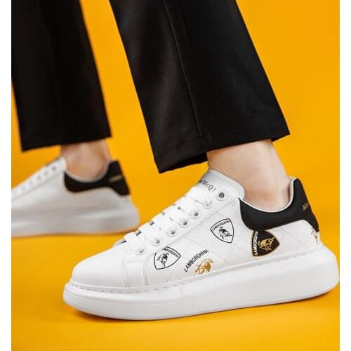 Designer Mesh Men Sneakers Light Casual Men Sport Shoes Breathable Comfort Men Ruuning Shoes Tenis Masculino Trainers Men Shoes