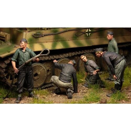 1/35 Scale Unpainted Resin Figure Panzer Crew Kursk 1943 5 figures