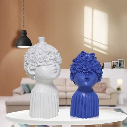 EUROPEAN RESIN PEOPLE SCULPTURE ORNAMENT MODEL ROOM FIGURINES CRAFT DECORATION HOME OFFICE DESKTOP STATUE FURNISHING ACCESSORIES