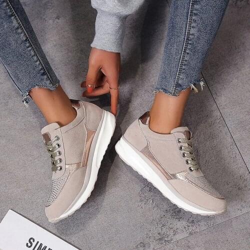 2020 Sneakers Spring Autumn Fashion Thick Bottom Round Toe Breathable Platform High Heel Mixed Colors Leisure Women Shoes