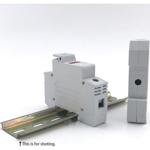 1 PCS Low Voltage Fuse Holder 1P 500-690V 32A 10X38mm Ceramics Fuse Holder with Indicator Light for Solar System Protection