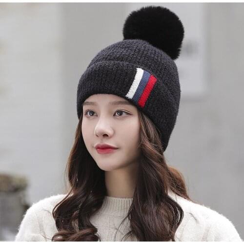 2020 Winter Hats Women Fashion Knitted Wool Cap Warm And Thickened Blue White Red Striped Beanies Big Pompoms Designer Bonnets