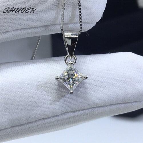 Classic 925 Sterling Silver 0.5 ct Princess Cut Pass Diamond Tester D Color Moissanite Square Stone Pendant Necklace for Women