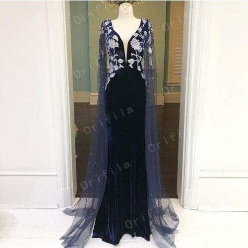Robe De Soiree Prom Dress With Long Sleeves Sheer Neck Velvet Muslim Evening Party Gowns Handmade Beads Arabic Party Wear