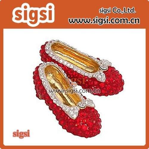Wholesale red shoes brooch metal acrylic charm rhinestone brooch pin for gift/cloth decoration