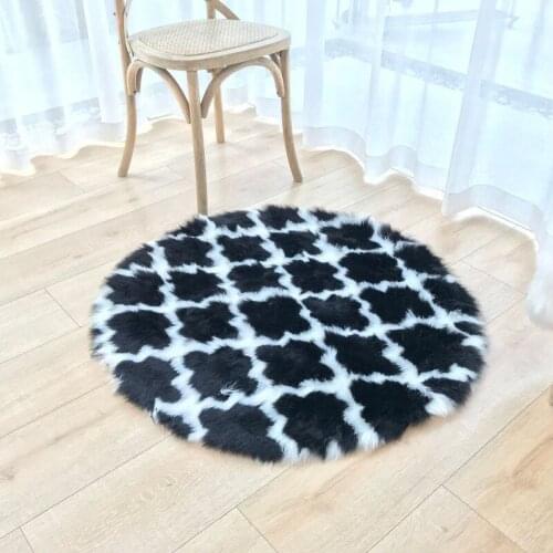 Faux Fur Rug Solid Anti-Slip Plaid Pattern Floor Mat Chair Cover Mat Furry Fluffy Bedroom Living Home Room Seat Pad Carpet