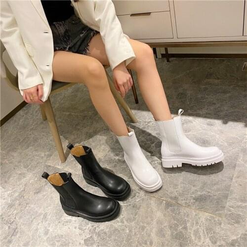 Winter Boots Lady Leather Womens Shoes Round Toe Boots-women Luxury Designer Clogs Platform Booties Ladies 2020 Rock