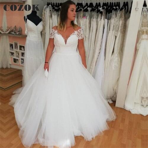 Ball Gown Short Sleeve V-neck Wedding Dress Lace Tulle Plus Size Formal Elegant Bride Wedding Gowns Custom Size CZ27