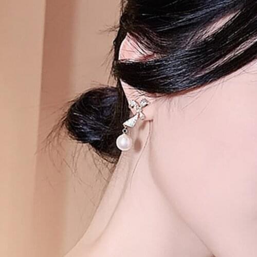 Women 2021 New Pearl Dangle Temperament Trendy Moon Earrings Exquisite Pendant Earring Girl Party Jewelry Gift Elegant Earings