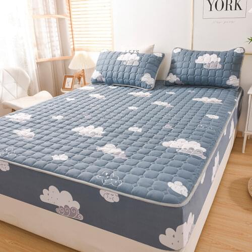 Elastic Band Fitted Sheet MattressProtector Bed Cover Queen Size Breathable Child Cute Mattress Cover Embossed Quilted King