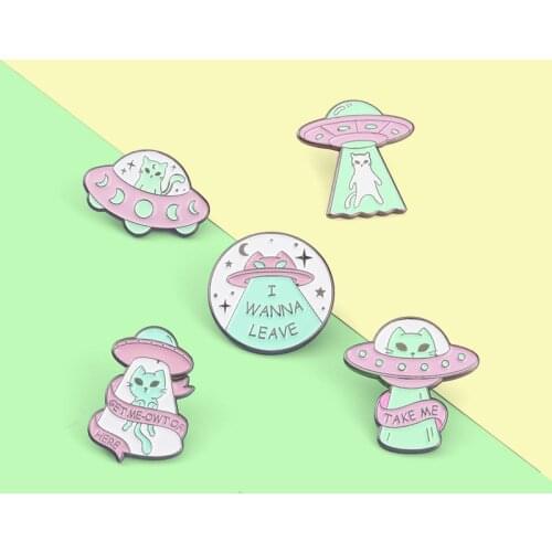 UFO Alien Cat Enamel Lapel Pins I Wanna Leave Brooches Backpack Personality Accessories Gift for Women Men Custom Jewelry