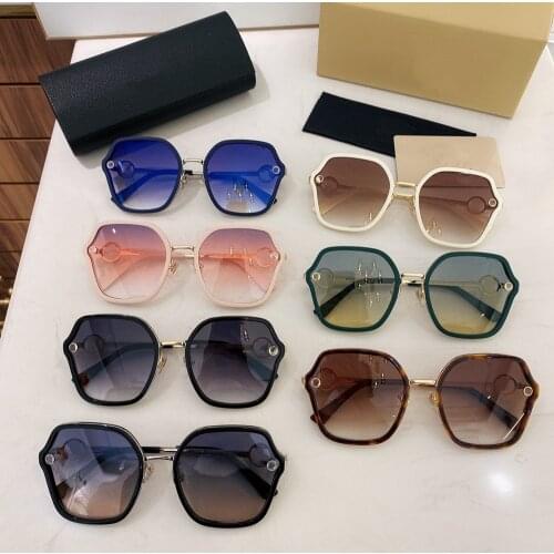 Summer Fashion Spacial Brand Designed Womens Sunglasses Solid Resin Frame Gradient Glasses Mature Sweet Lady Sunglasses