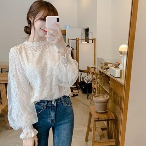 Women fall 2021 new fairy lace tops stitching mesh long-sleeved blouse women sweet inner lace shirt shirt white apricot shirts
