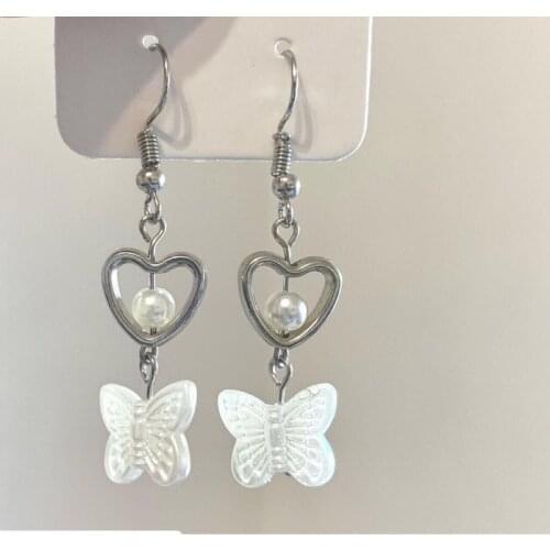 Retro Butterfly Earrings womens fashion net red ins cool wind butterfly pendant European and American minority design