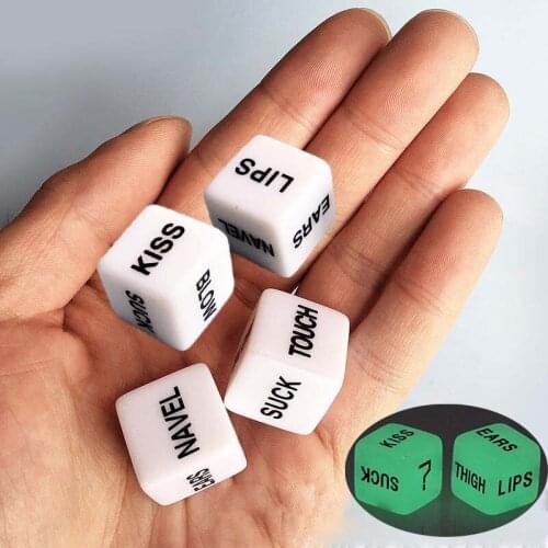 2Pcs/Pair Funny Sex Dice Romance Love Humour Gambling Adult Games Funny Dice 6 Positions Erotic Craps Pipe For Couples