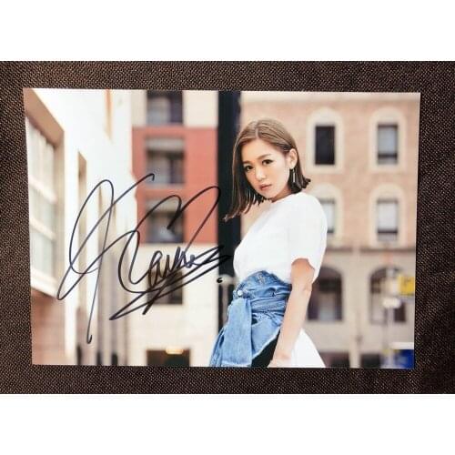 Hand signed Kana Nishino autographed photo 5*7 free ship 012019D
