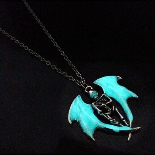 HANCHANG Hip Hop Jewelry Luminous Skeleton Pendants Necklaces Chain Wings with Skull Necklace Halloween /Xmas Gifts for Man