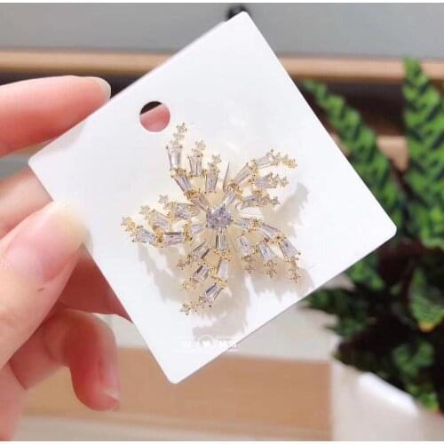 Free Shipping Fashion Women Brooches Lady Snowflake CZ Stone Rhinestones Crystal Wedding Brooch Pin Jewelry Accessorise