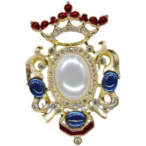 Western antique crown pearl brooches drip resin stones female clothes pins deserve to act the role of chest spline