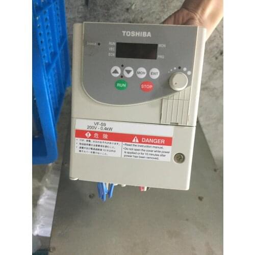 VFS9-2004PM-AN(1) 0.4KW 220V inverter , used in good condition . 80% appearance new , good working , free shipping