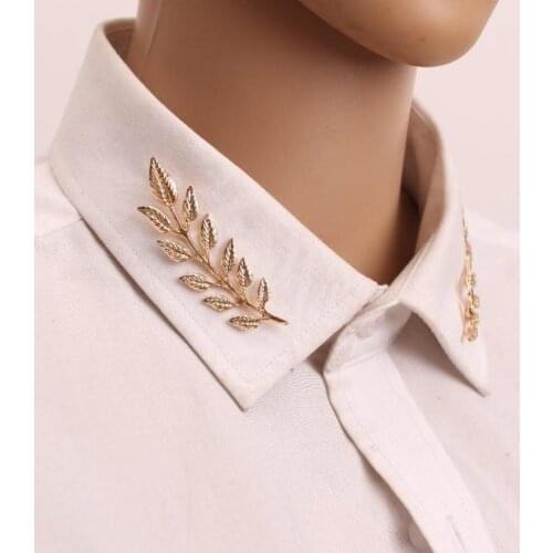 Retro Style Golden Leaves Shirt Suit Collar Pin Fashion New Trend Collar Buckle Woman Charm Collar Clip Unisex Brooch