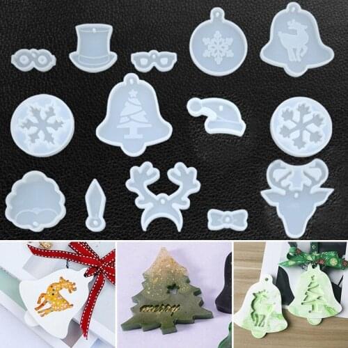 Christmas Tree DIY Resin Mold Crystal Epoxy Mould Snowflake Elk Pendant Bag Decoration Resin Aroma Gypsum Plaster Silicone Mould