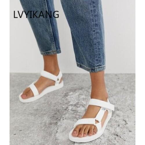 New Women Spring/summer New Soft-slip Non-slip Sandals Foam Sole Durable Sandals Ladies Outdoor Beach Slippers Sandalia Feminina