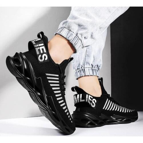 Large Size Summer Breathable Running Shoes Men Sneakers Sneakers Men Sports Shoes Men Sport Shoes 2021 Black Sneekers GME-1594