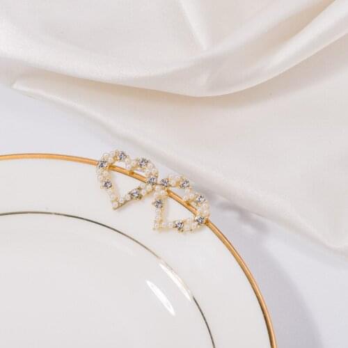 S925 Fashion New Simple Retro Sweet Love Earrings Romantic Girl Gentle Pearl Heart-Shaped Earrings Trend