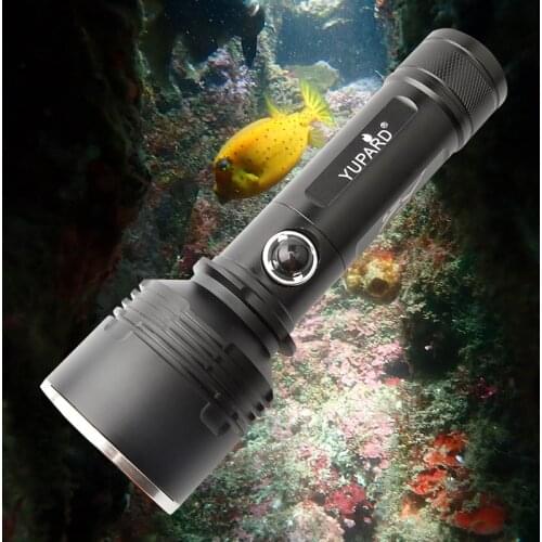 New diving magnetron XHP70 bright light flashlight deep sea searchlight LED aluminum alloy diving flashlight