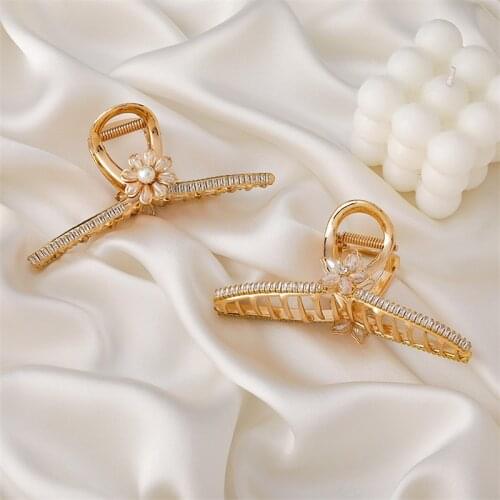 2021 New Korean Shiny Zircon Flower Crystal Big Hair Claws For Women Hair Accessories Clips Holder Tools Wholesale