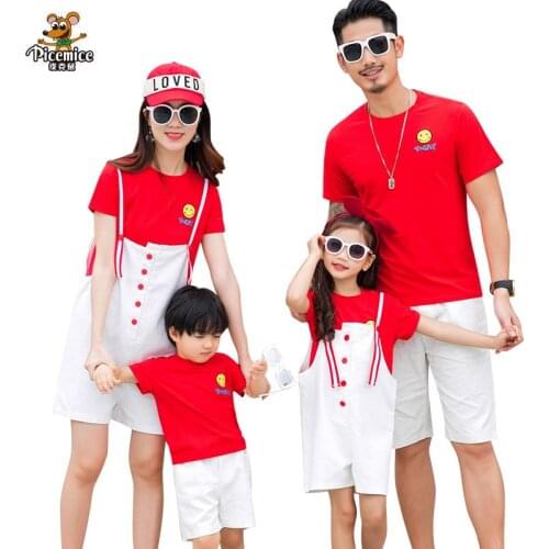 2020 Summer Style Family Matching Outfits Mother Daughter Dress Family Clothing Father Son Red Cotton T-Shirts Short Pants