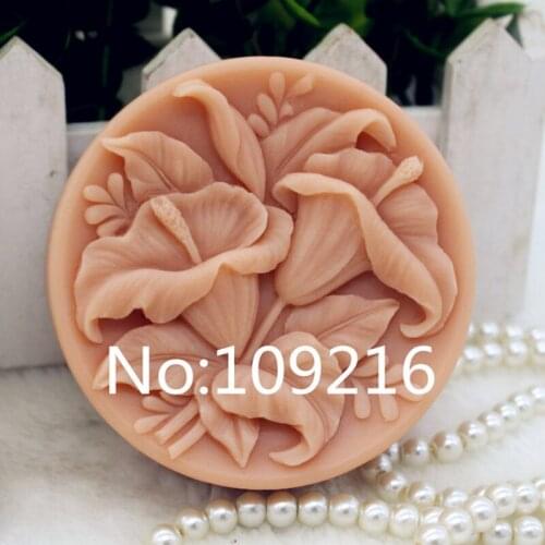 New Product!! 1pcs Lilys (ZX322) Food Grade Silicone Handmade Soap Mold Crafts DIY Silicone Mould