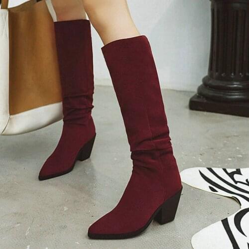 2021 New Faux Suede Women Western Boots Pointed Toe Slip on Ladies Square Heel Boots Short Plush Women Winter Boots Big Size 45